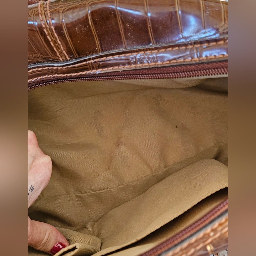 Liz claiborne crazy horse hand bag  bundle of 2 GUC - Picture 13 of 16